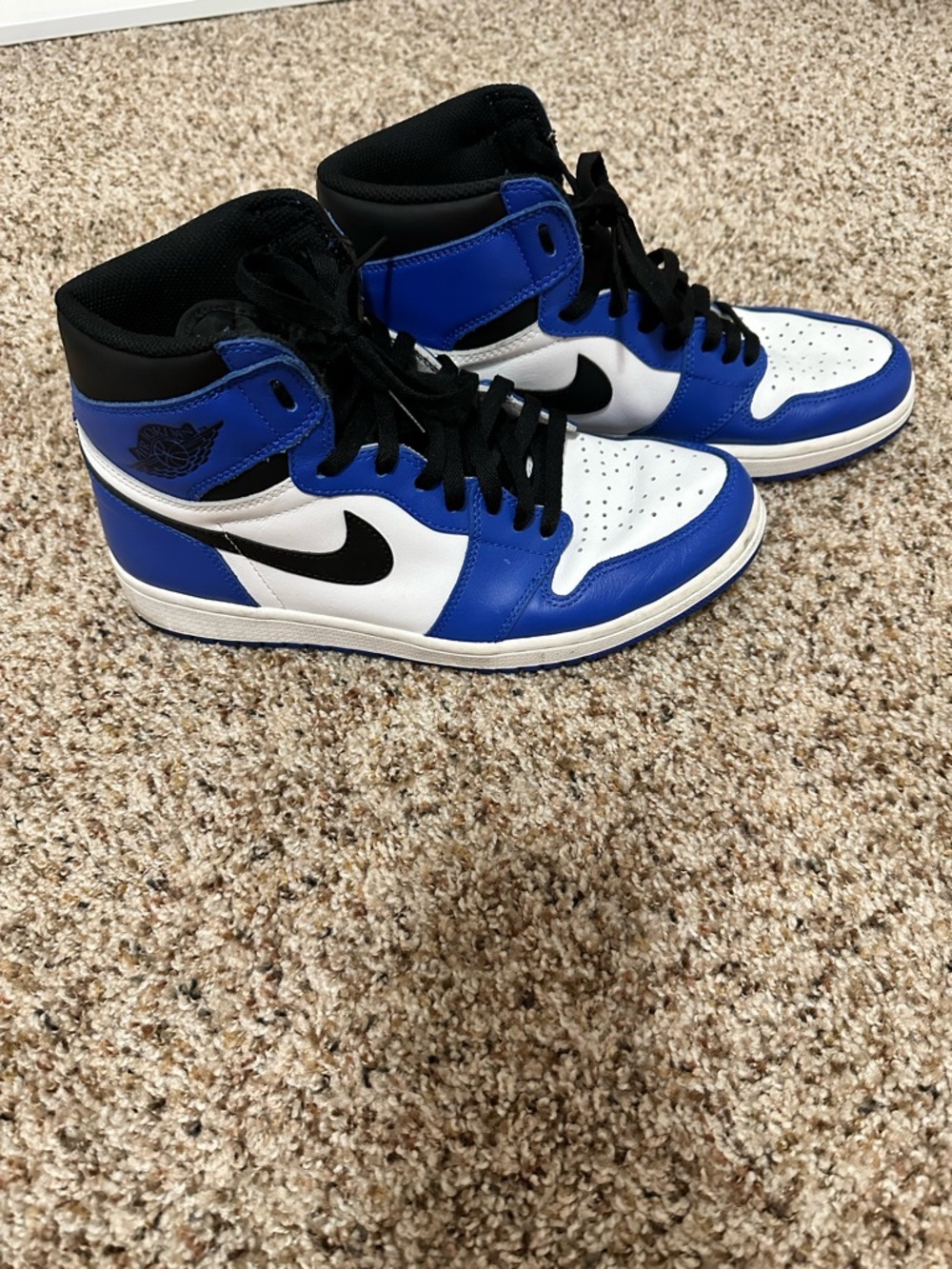Nike High Top Sneakers in White, Blue, Black